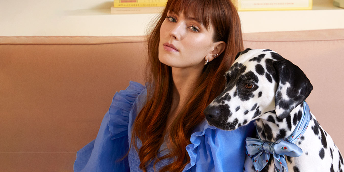 Så skapar du en enkel sommarfrisyr med French Chic Volume i 6 enkla steg