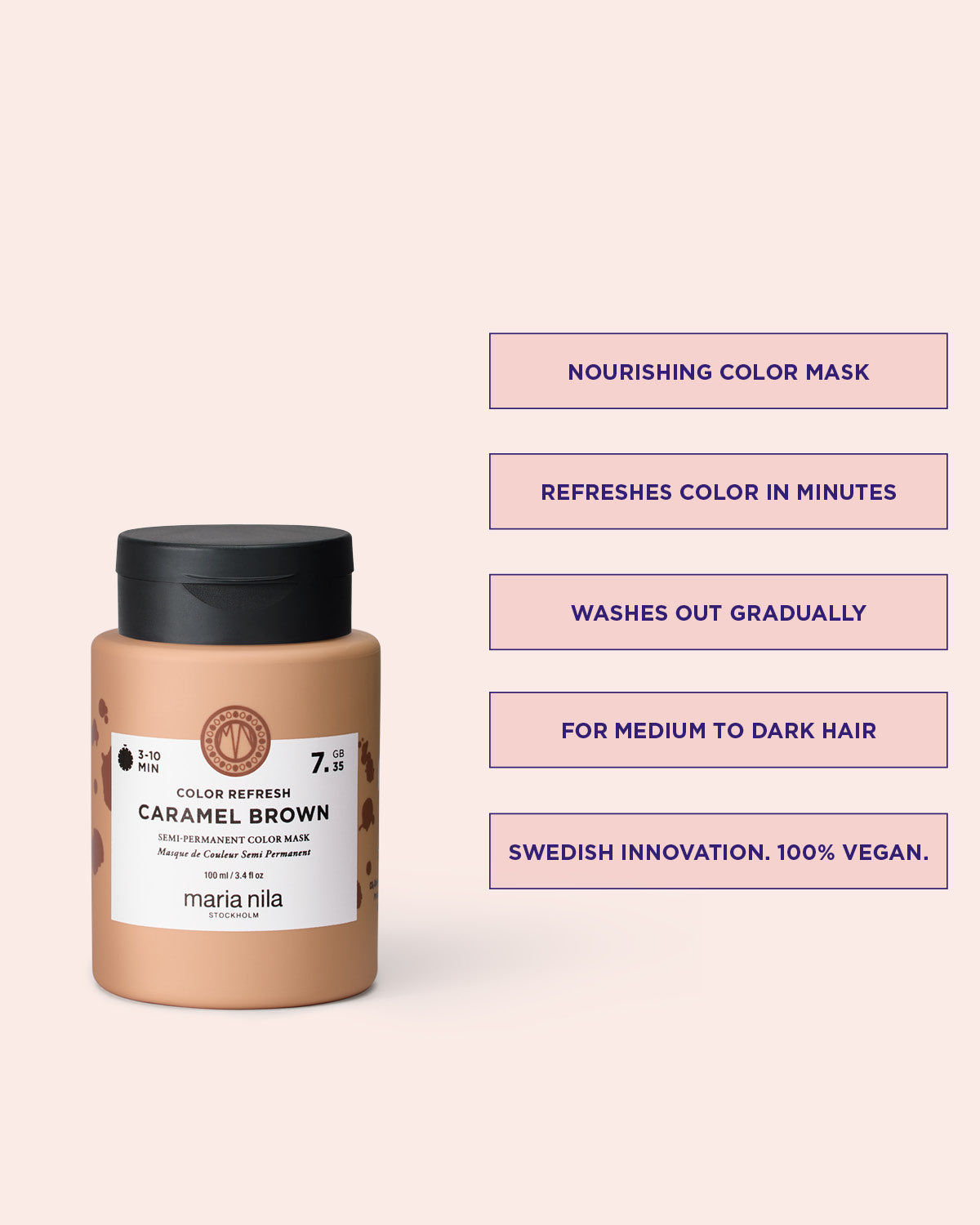 Color Refresh Caramel Brown vårdande färginpackning med text på ljusrosa bakgrund.